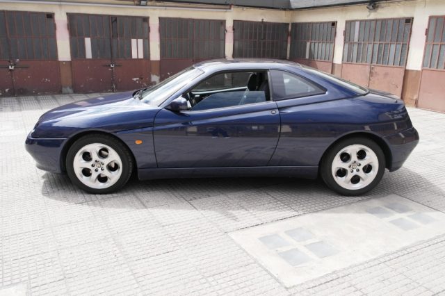ALFA ROMEO GTV usata, con Autoradio