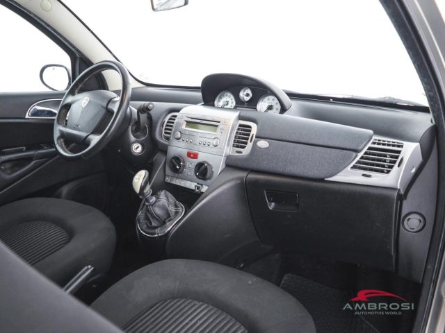 LANCIA Ypsilon usata 11