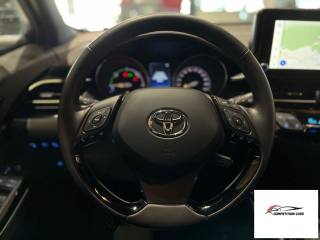 TOYOTA C-HR usata 13