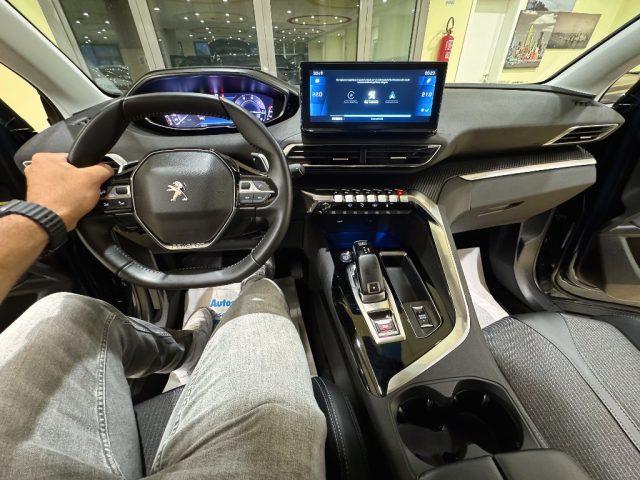 PEUGEOT 3008 usata, con Vetri oscurati
