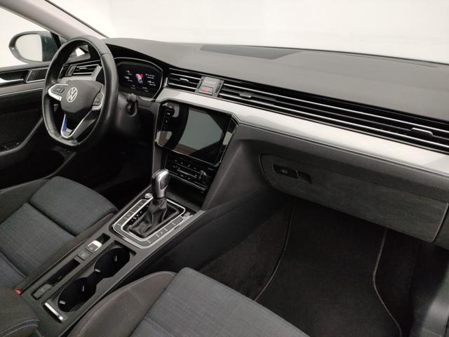 VOLKSWAGEN Passat Variant usata, con Controllo vocale