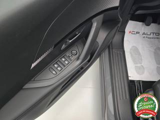 PEUGEOT 2008 usata, con Volante in pelle
