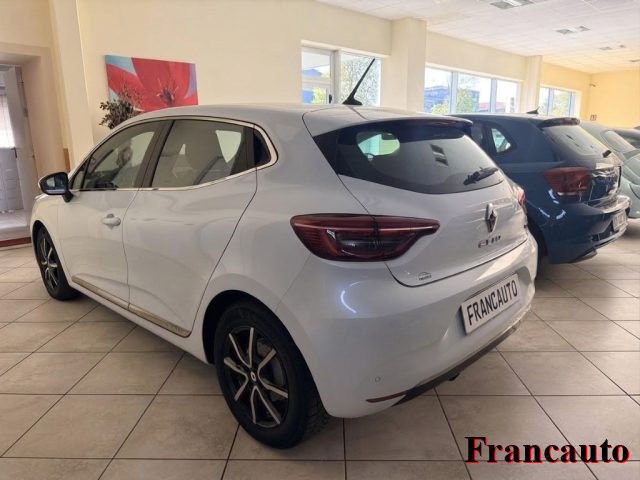 RENAULT Clio usata, con Alzacristalli elettrici