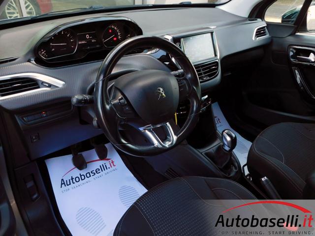 PEUGEOT 208 usata, con Airbag