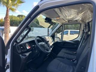 IVECO Daily usata, con Fendinebbia
