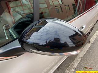 PEUGEOT 208 usata, con USB