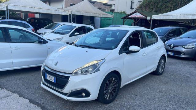 PEUGEOT 208 usata, con Airbag laterali