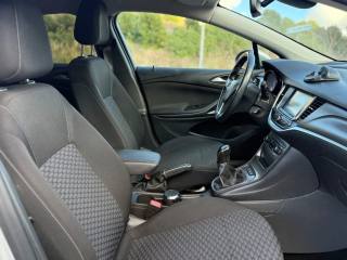 OPEL Astra usata, con Vetri oscurati
