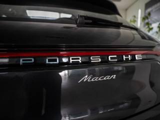 PORSCHE Macan usata, con Volante multifunzione