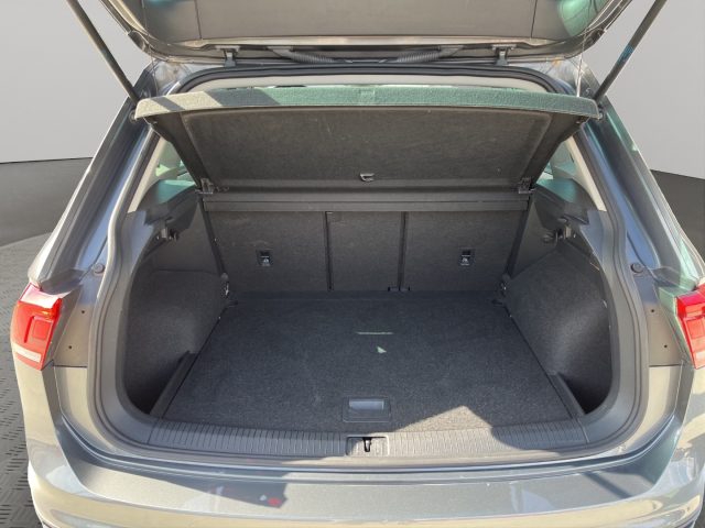 VOLKSWAGEN Tiguan usata, con Sistema di navigazione