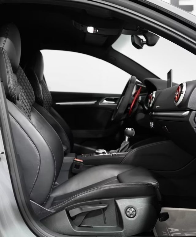 AUDI RS3 usata, con Controllo automatico clima