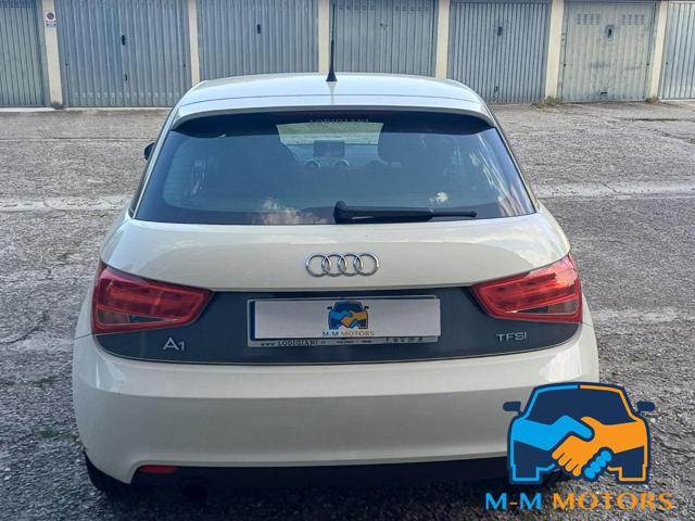 AUDI A1 usata, con Autoradio