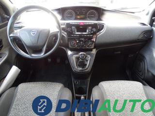 LANCIA Ypsilon usata, con Sedile posteriore sdoppiato