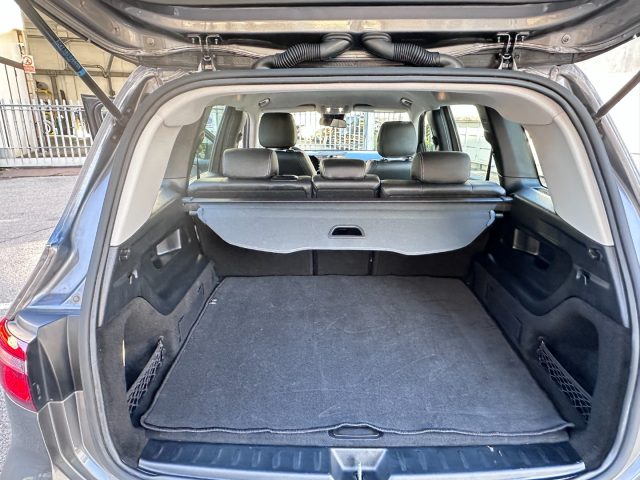 MERCEDES-BENZ GLB 200 usata, con Climatizzatore