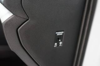 VOLKSWAGEN T-Roc usata, con Hill holder