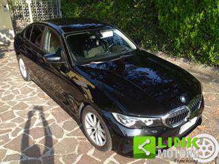 BMW 318 usata, con Leve al volante