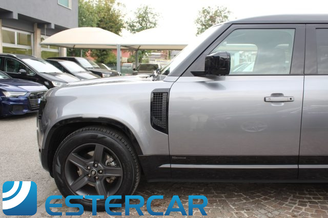 LAND ROVER Defender usata, con Trazione integrale