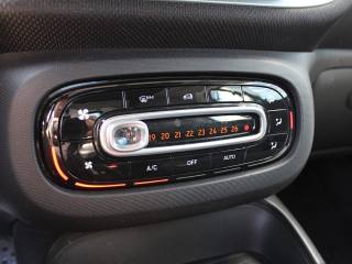 SMART ForTwo usata, con Bluetooth