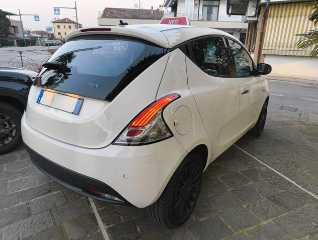 LANCIA Ypsilon usata, con Airbag Passeggero