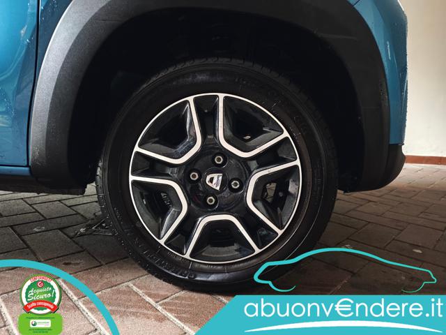 DACIA Spring usata, con USB