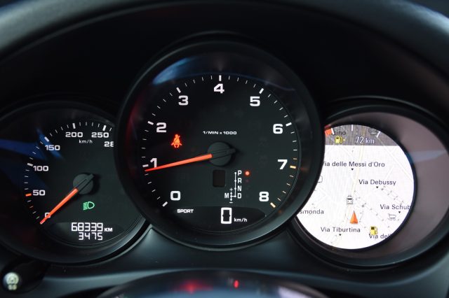 PORSCHE Macan usata, con Controllo trazione
