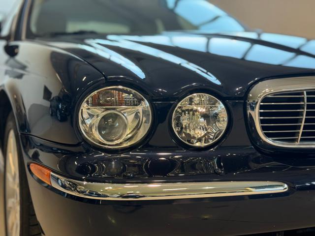 JAGUAR XJ8 usata, con Lettore CD
