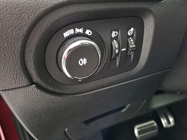 OPEL Grandland usata, con Sistema di navigazione