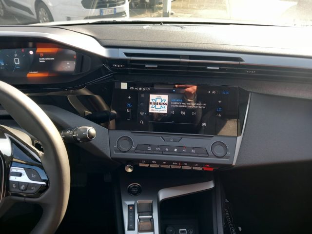 PEUGEOT 308 usata, con Sensori di parcheggio posteriori