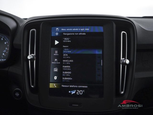 VOLVO XC40 usata 13