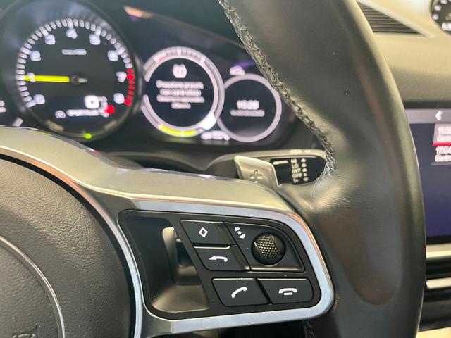 PORSCHE Cayenne usata, con Sistema di navigazione
