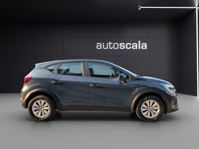 RENAULT Captur usata, con Autoradio