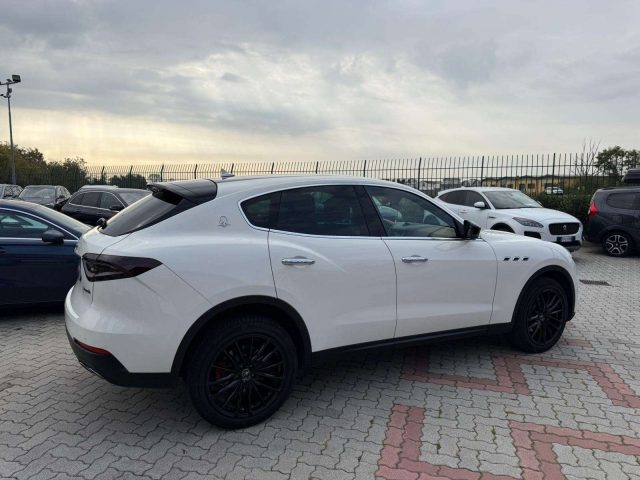 MASERATI Levante usata, con Airbag Passeggero