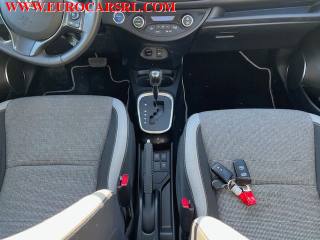 TOYOTA Yaris usata, con Telecamera per parcheggio assistito
