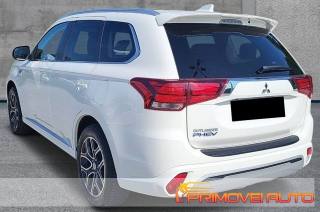 MITSUBISHI Outlander usata, con Bluetooth