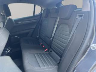 ALFA ROMEO Stelvio usata, con Chiusura centralizzata