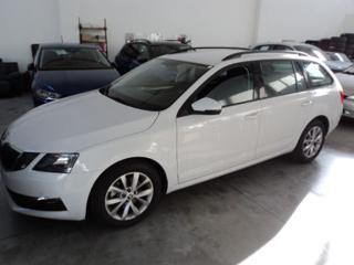 SKODA Octavia 1.5 DSG Wagon Executive G-Tec