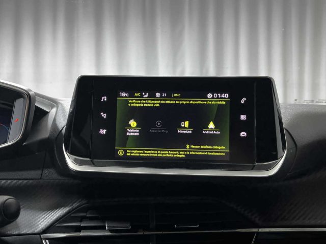 PEUGEOT 2008 usata, con Sensore di luce