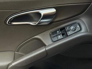 PORSCHE Cayman usata, con Volante multifunzione