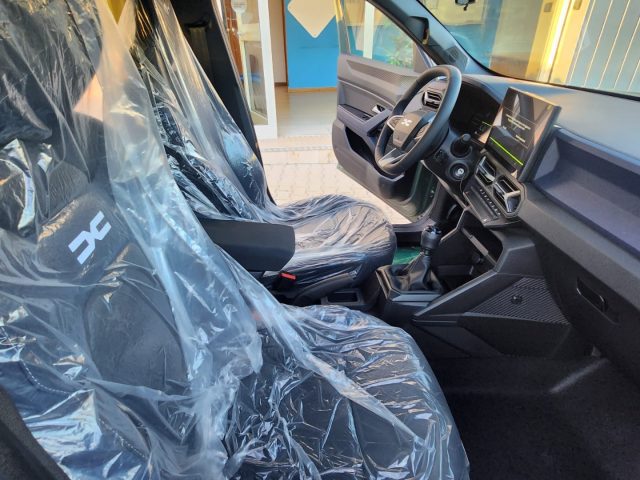 DACIA Duster usata, con USB