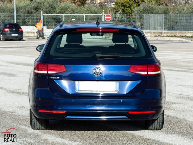VOLKSWAGEN Passat Variant usata, con Airbag Passeggero