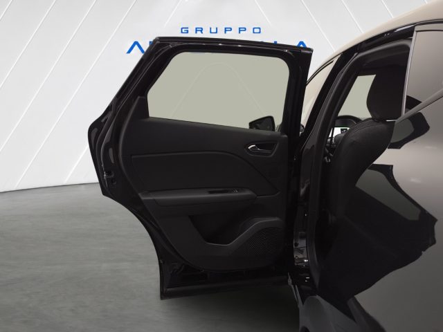 RENAULT Captur usata, con Sedile posteriore sdoppiato