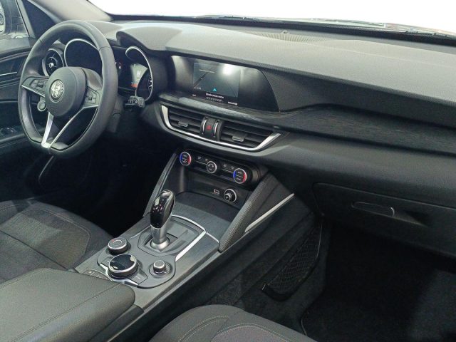 ALFA ROMEO Stelvio usata, con Controllo trazione
