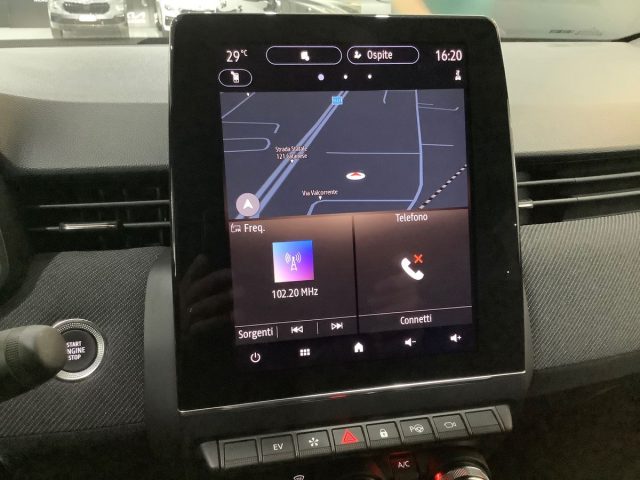 RENAULT Clio usata, con Fari LED