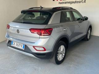 VOLKSWAGEN T-Roc usata, con Autoradio
