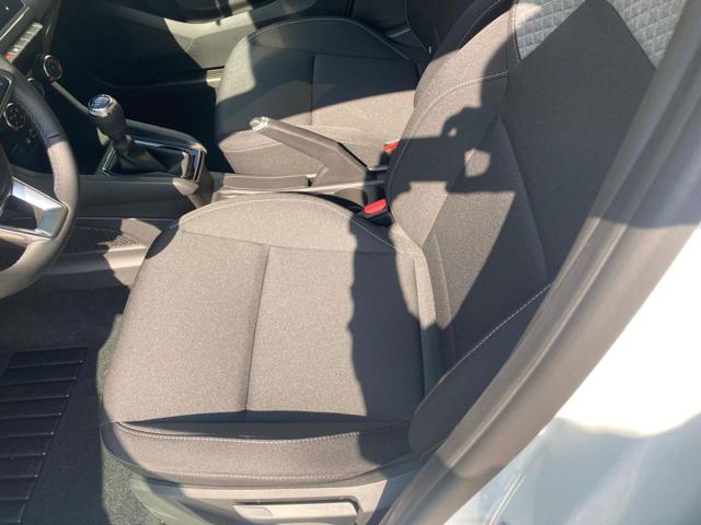 RENAULT Clio usata, con Autoradio