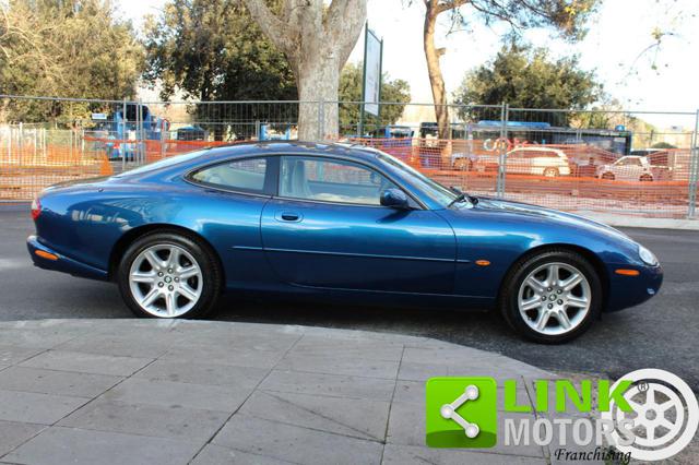 JAGUAR XK8 usata, con Airbag Passeggero
