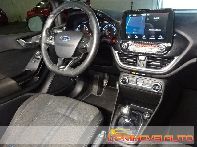 FORD Fiesta usata, con Autoradio