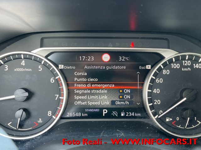 NISSAN Qashqai usata, con USB