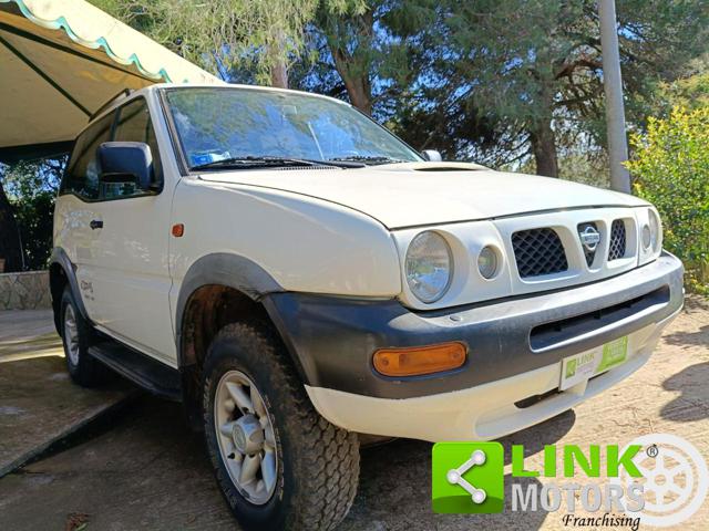 NISSAN Terrano II usata 37