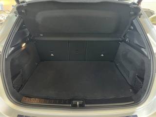 MERCEDES-BENZ GLA 200 usata, con Volante in pelle